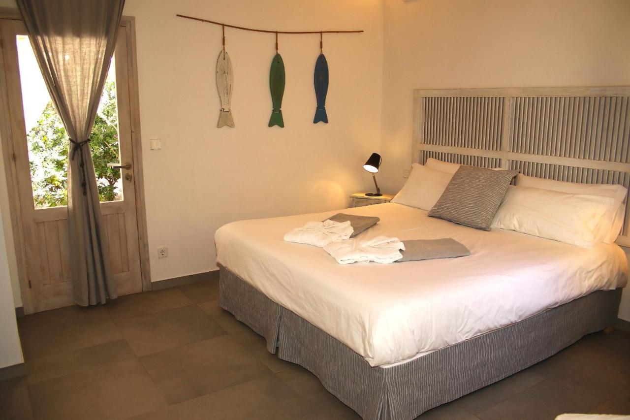 La Hacienda Aparthotel Sant Ferran de Ses Roques Exterior photo